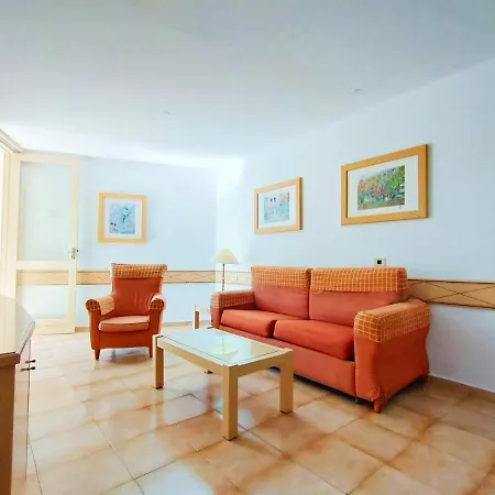 Apartamento Con Un Y Vista A La Jardin, Junto Al Mar, En Costa Del Silencio