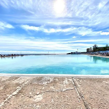 Διαμέρισμα Apartamento Con Un Y Vista A La Jardin, Junto Al Mar, En