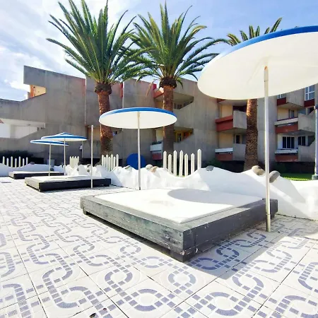 Διαμέρισμα Apartamento Con Un Y Vista A La Jardin, Junto Al Mar, En *