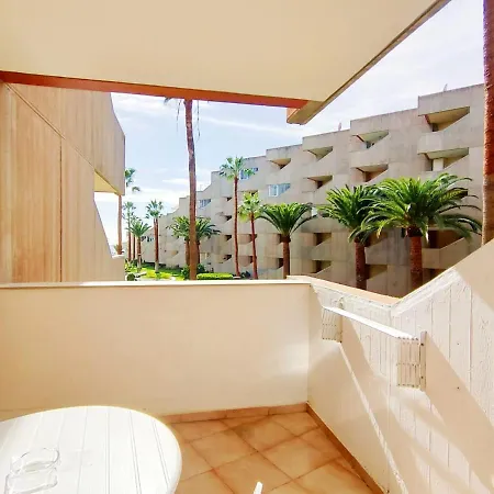 Apartamento Con Un Y Vista A La Jardin, Junto Al Mar, En * Costa Del Silencio